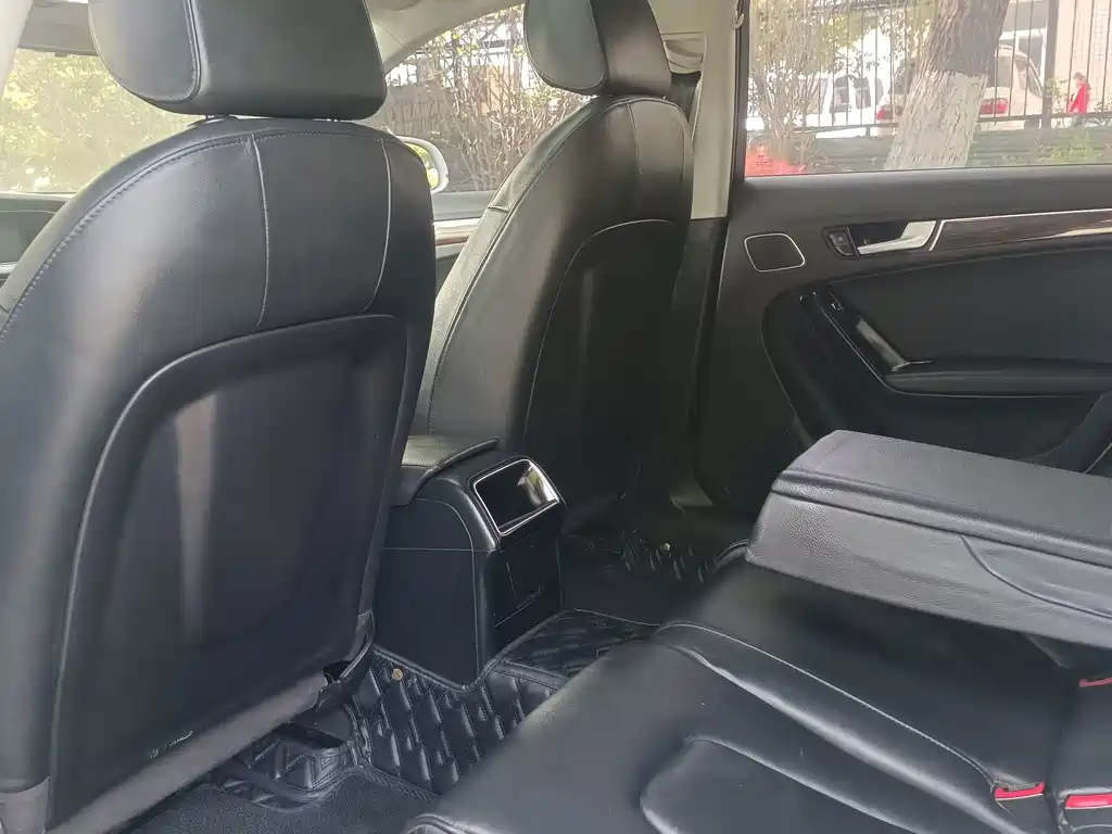 Audi A4L 2014