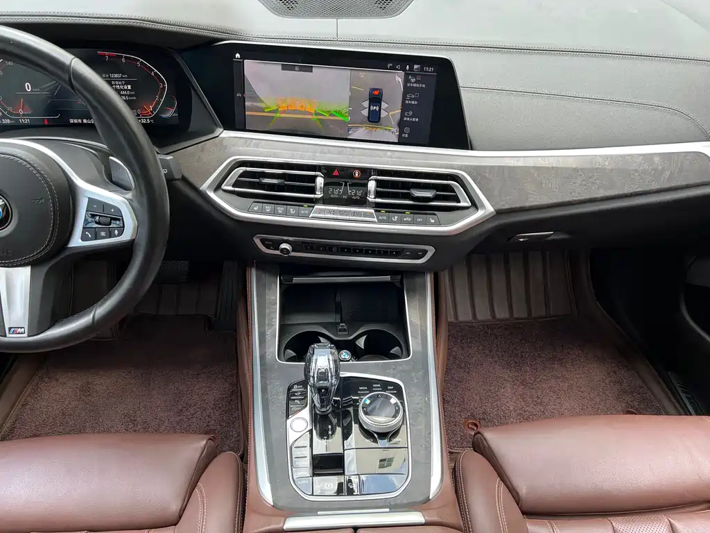 BMW X5 2021