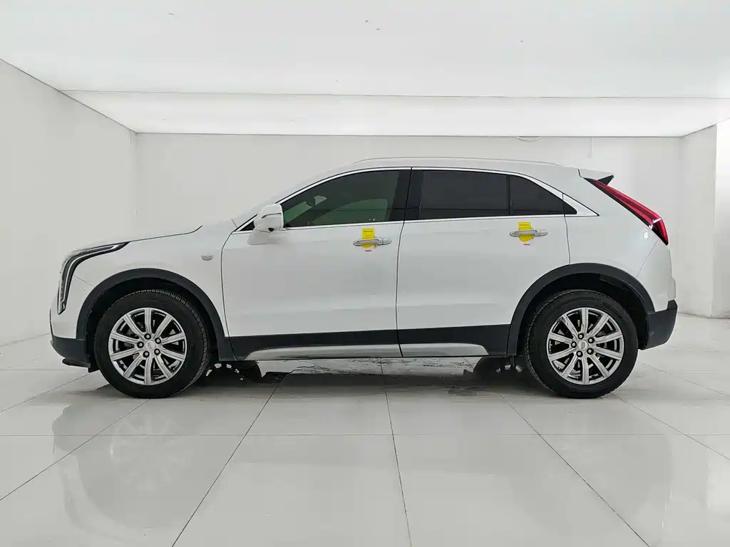 Cadillac XT4 2021 — фото 20