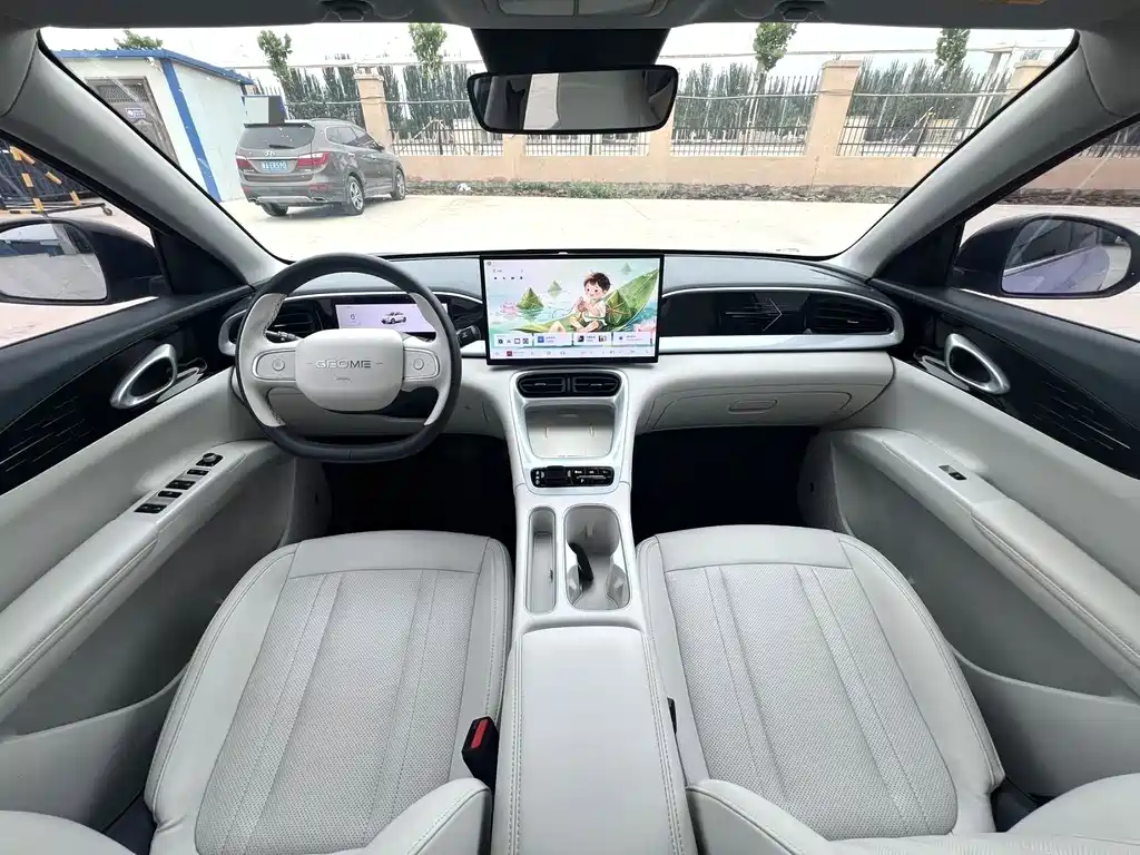 Geely Galaxy Starwish 2025 — фото 5
