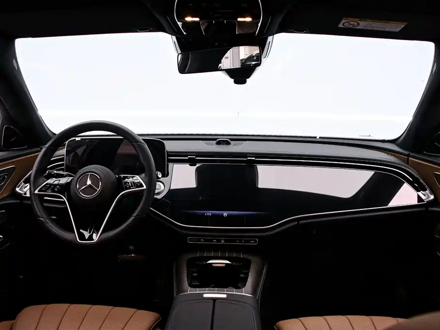 Mercedes-Benz E-Class 2024