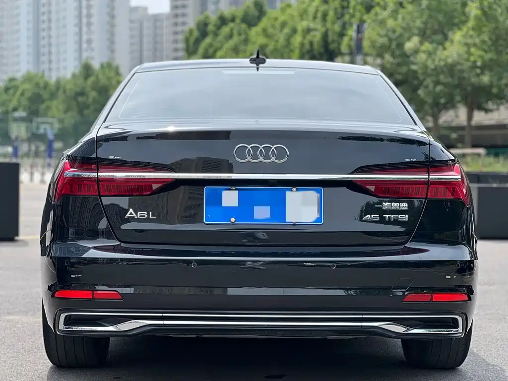 Audi A6L 2022 — фото 4