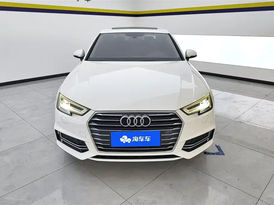 Audi A4L 2019 — фото 2