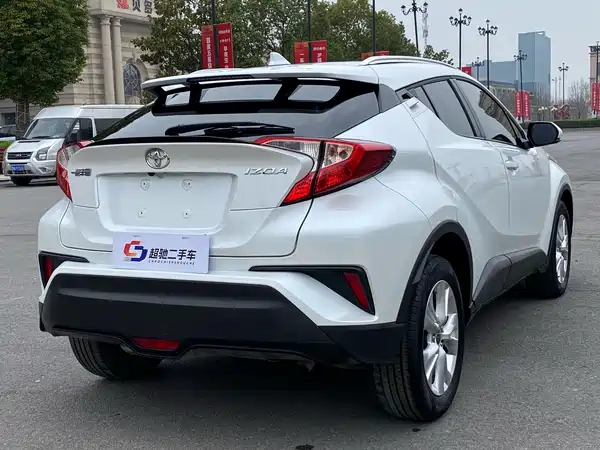 Toyota IZOA 2025