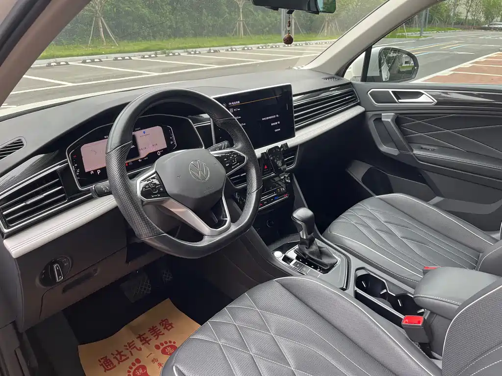 Volkswagen Tiguan L 2021