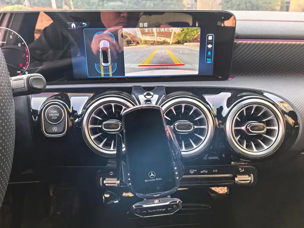 Mercedes-Benz A-Class 2023 — фото 10
