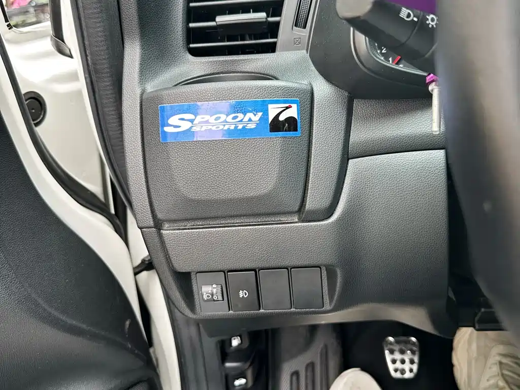 Honda Fit 2017 — фото 11