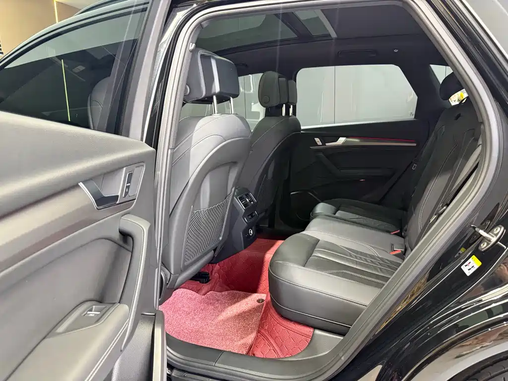 Audi Q5L 2024
