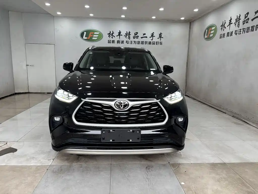 Toyota Highlander 2024