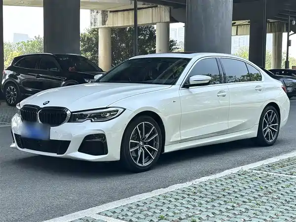 BMW 3 Series 2021