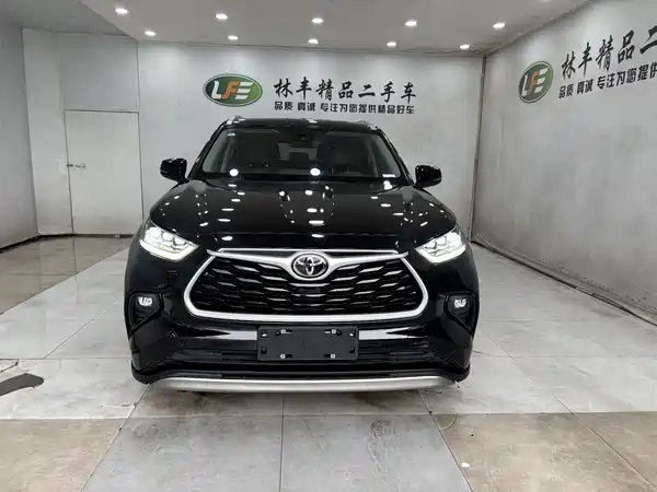 Toyota Highlander 2024