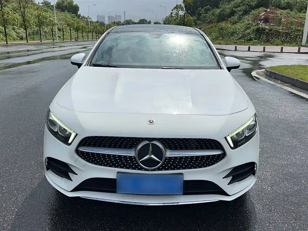 Mercedes-Benz A-Class 2021 — фото 24