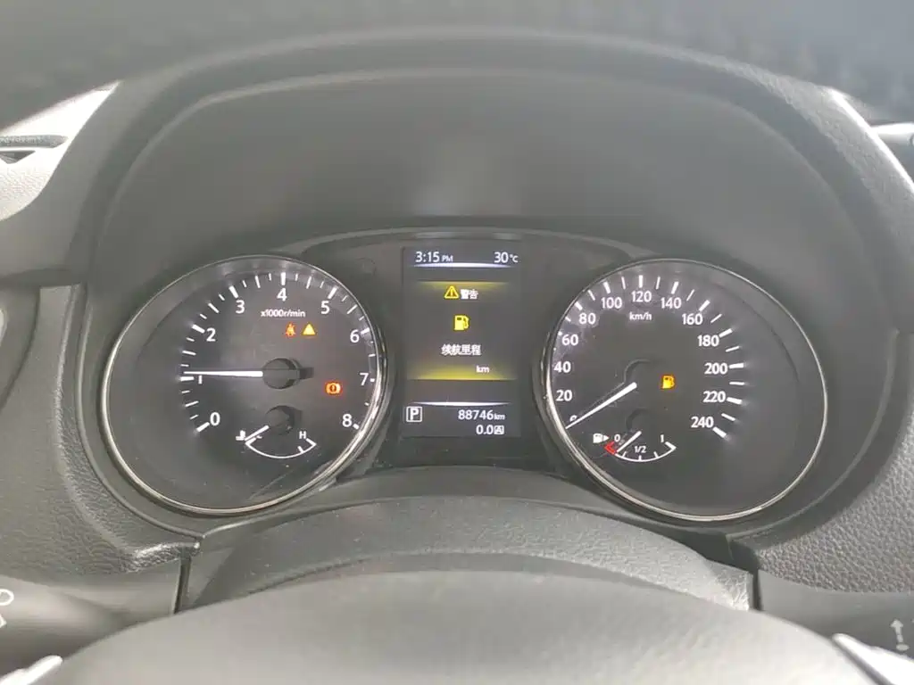 Nissan Qashqai 2018 — фото 12