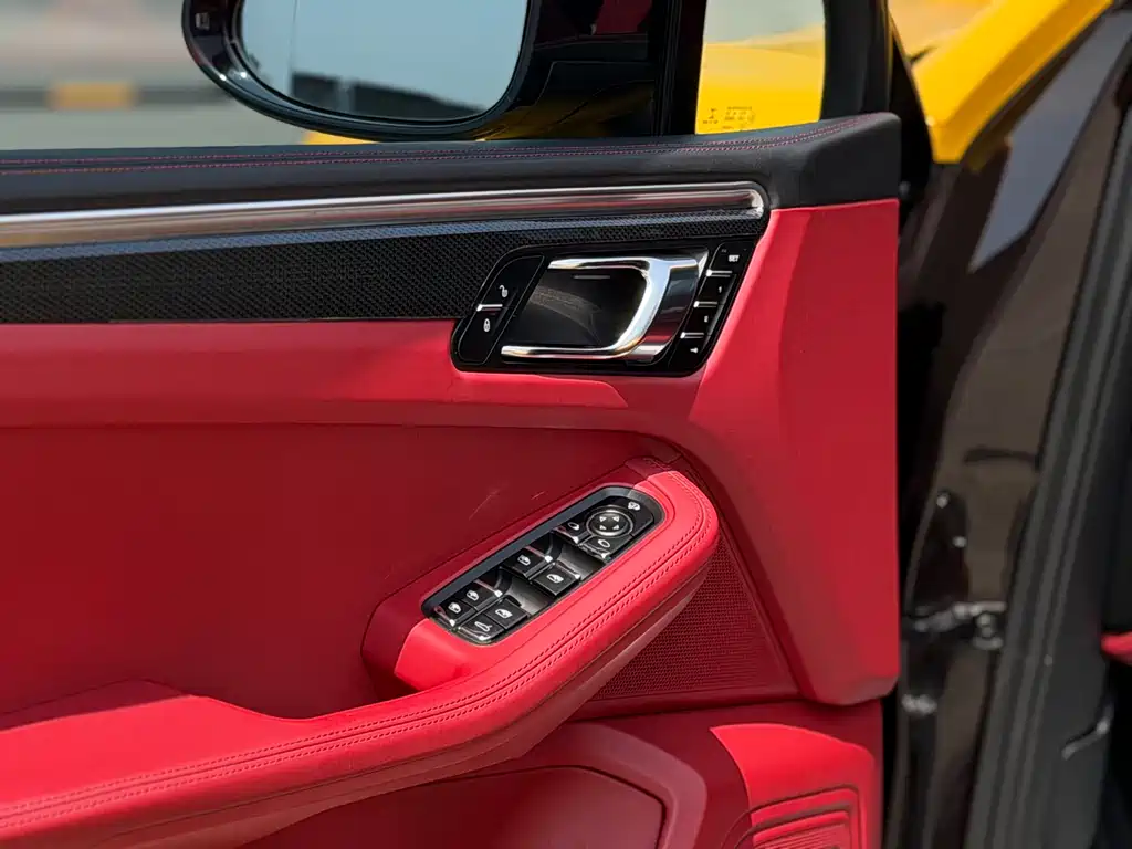 Porsche Macan 2015 — фото 26