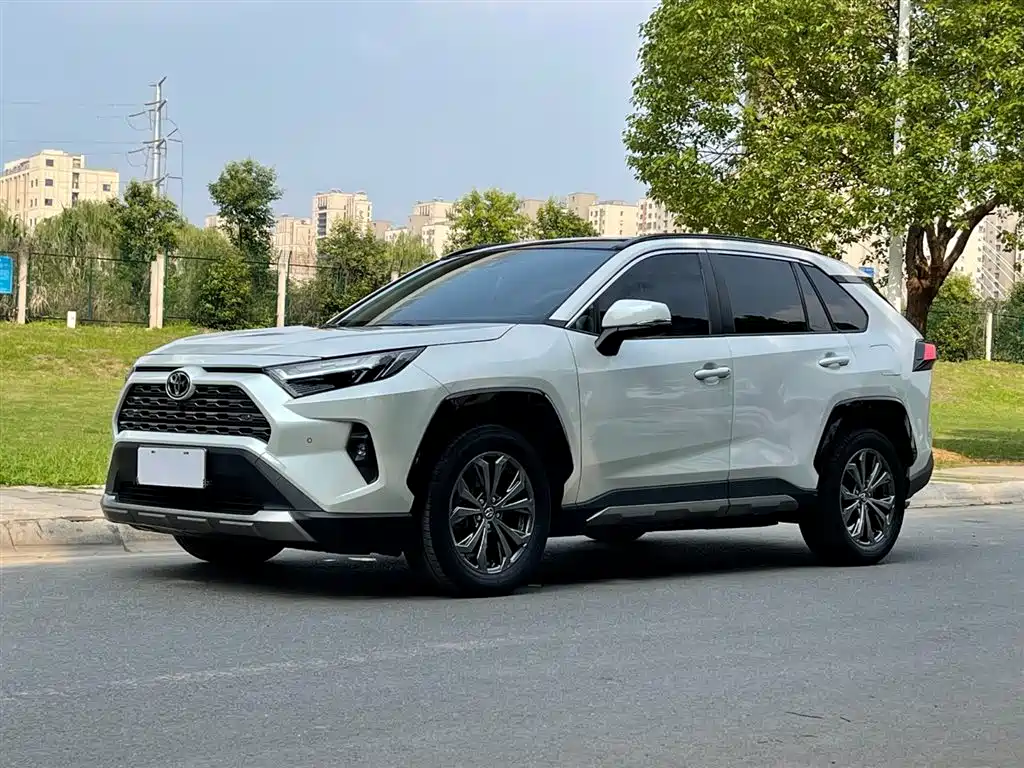 Toyota RAV4 2025
