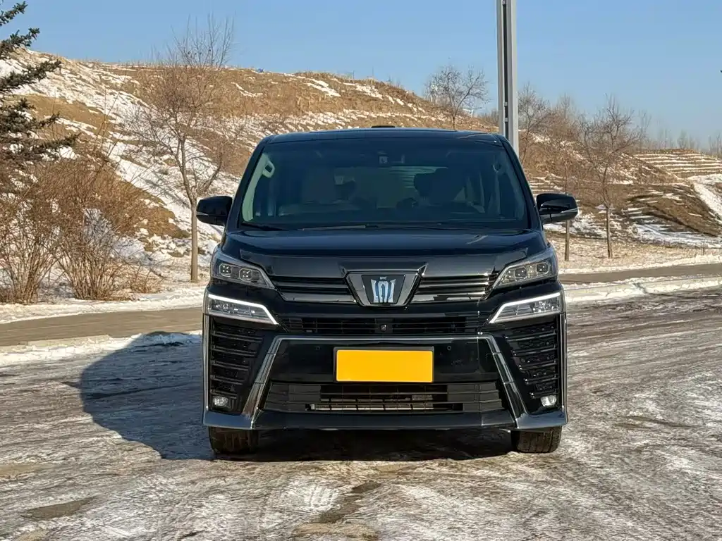 Toyota Vellfire 2023