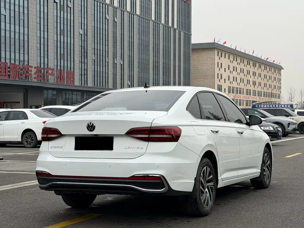 Volkswagen Lavida 2023