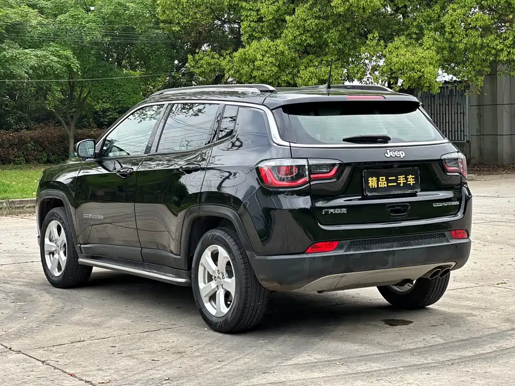 Jeep Compass 2021 — фото 11