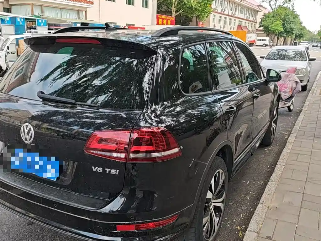 Volkswagen Touareg 2014