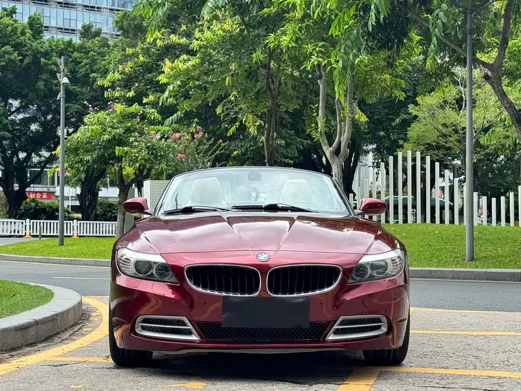 BMW Z4 2011 — фото 14