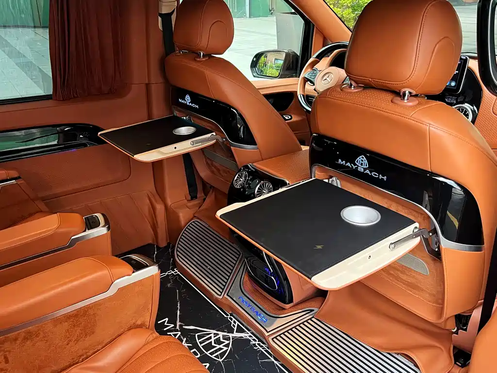 Mercedes-Benz Vito 2023 — фото 10