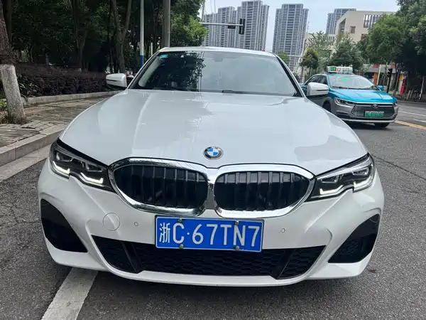 BMW 3 Series 2022
