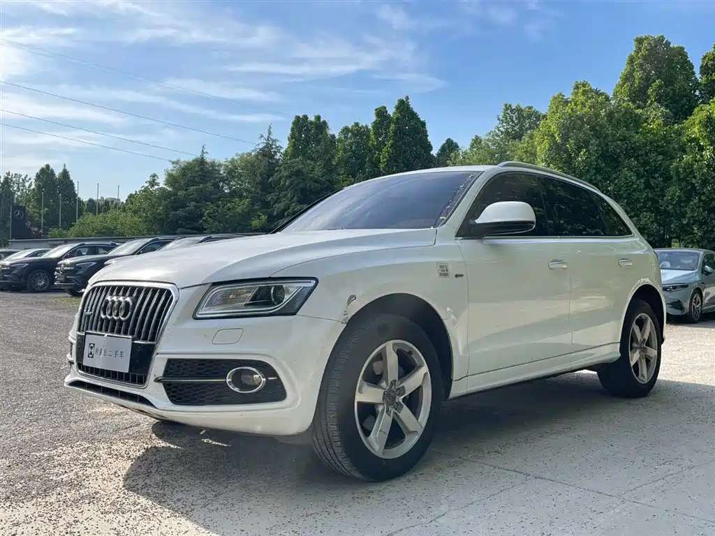 Audi Q5 2018 — фото 1