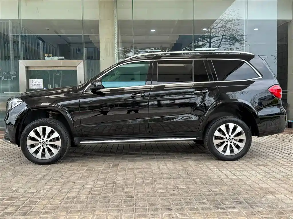 Mercedes-Benz GLS 2018 — фото 4