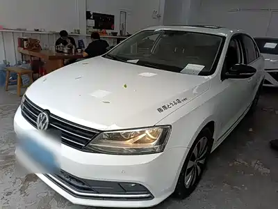 Volkswagen Sagitar 2017