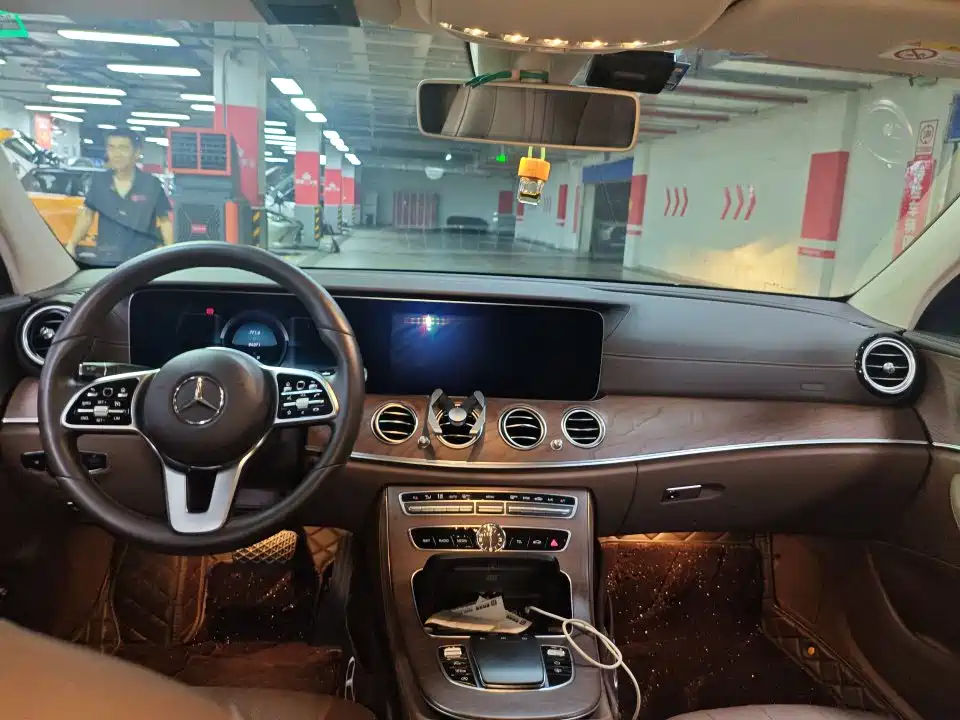 Mercedes-Benz E-Class 2019
