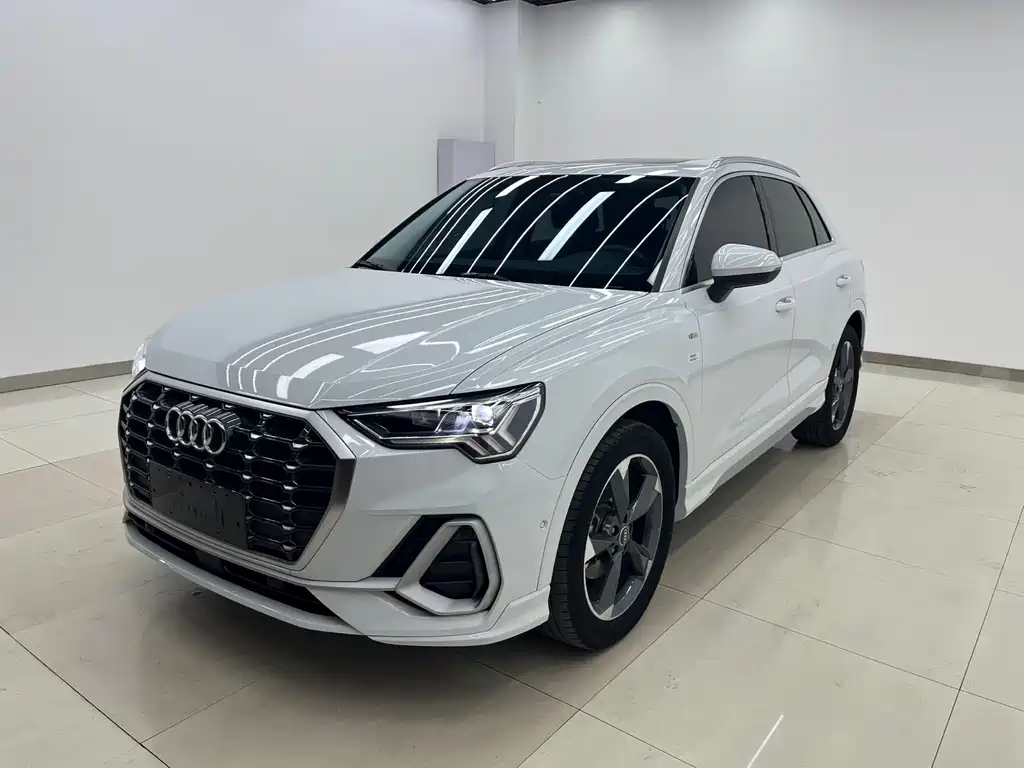 Audi Q3 2022