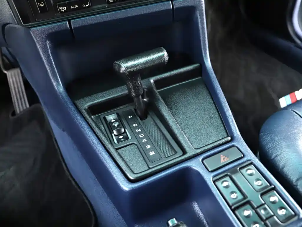 BMW 5 Series 2004 — фото 8