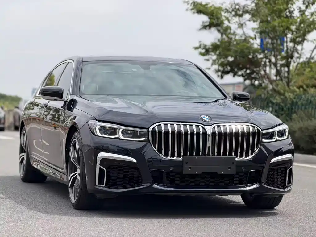 BMW 7 Series 2018 — фото 3
