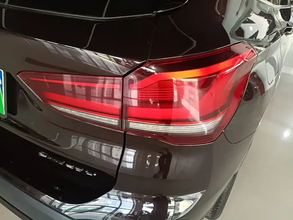 BMW X1 2020 — фото 8
