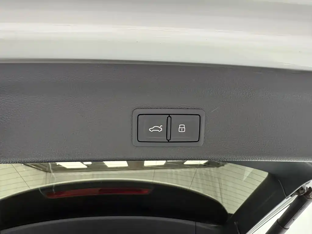 Audi Q3 2022 — фото 16