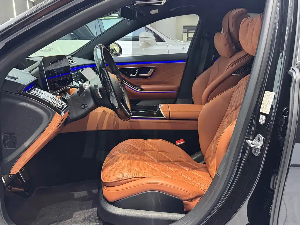 Mercedes-Benz Maybach S-Class 2022 — фото 11