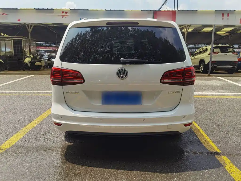 Volkswagen Sharan 2018 — фото 10