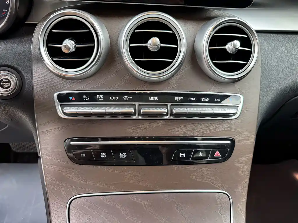 Mercedes-Benz GLC 2020 — фото 14