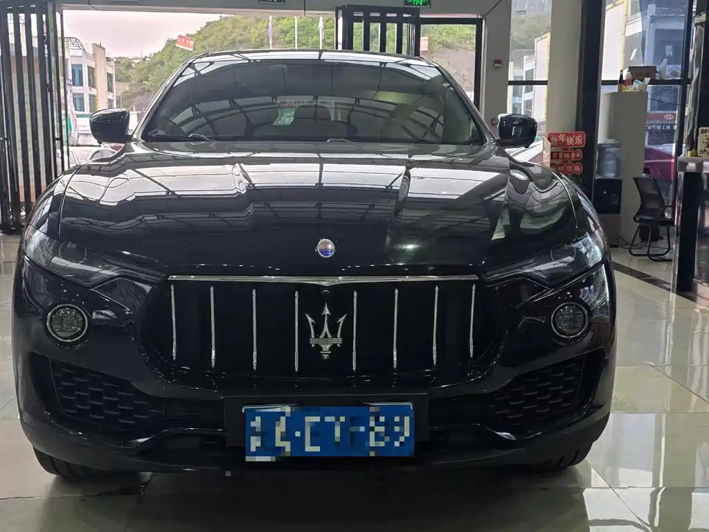 Maserati Levante 2020 — фото 1