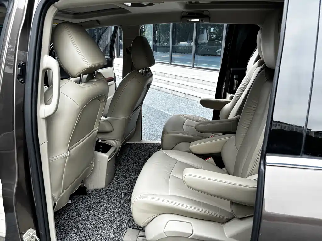 Buick GL8 2016