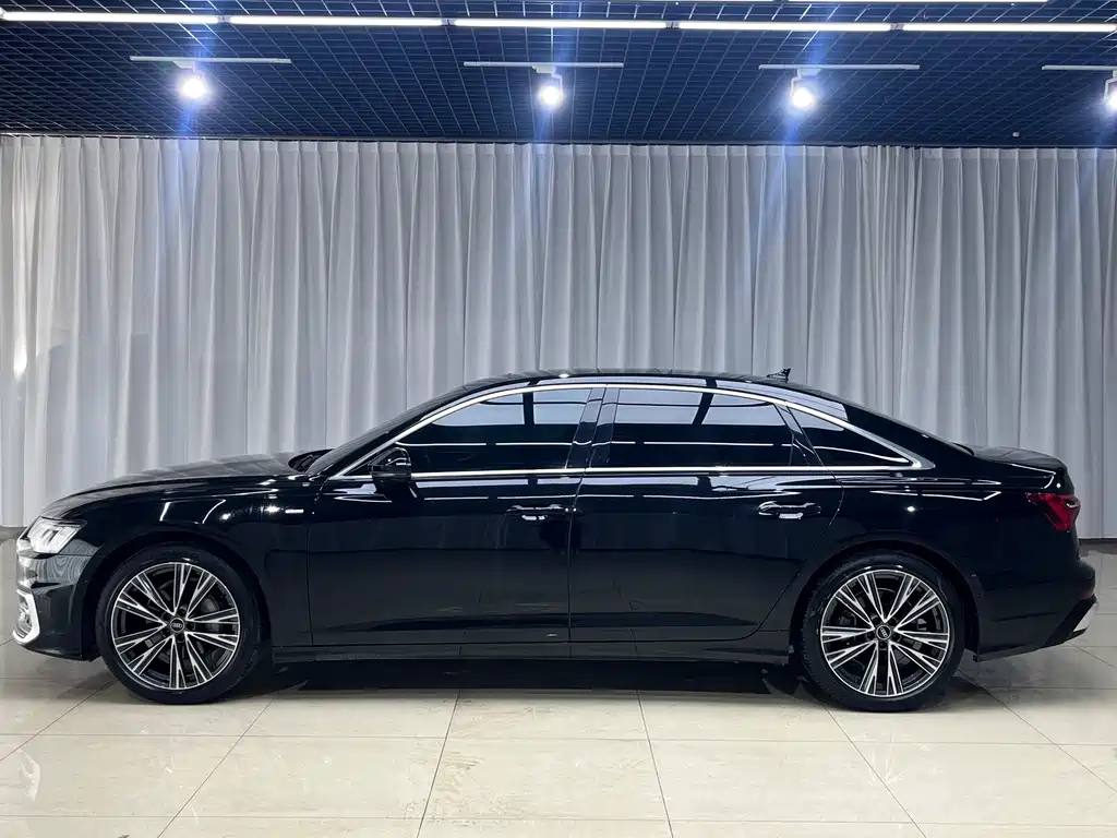 Audi A6L 2022 — фото 12