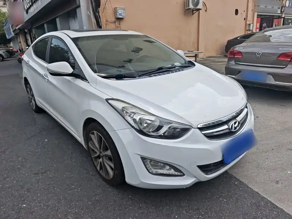 Hyundai Elantra Langdong 2015 — фото 4