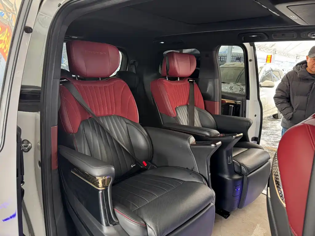 GAC Motor Trumpchi M8 2023 — фото 3