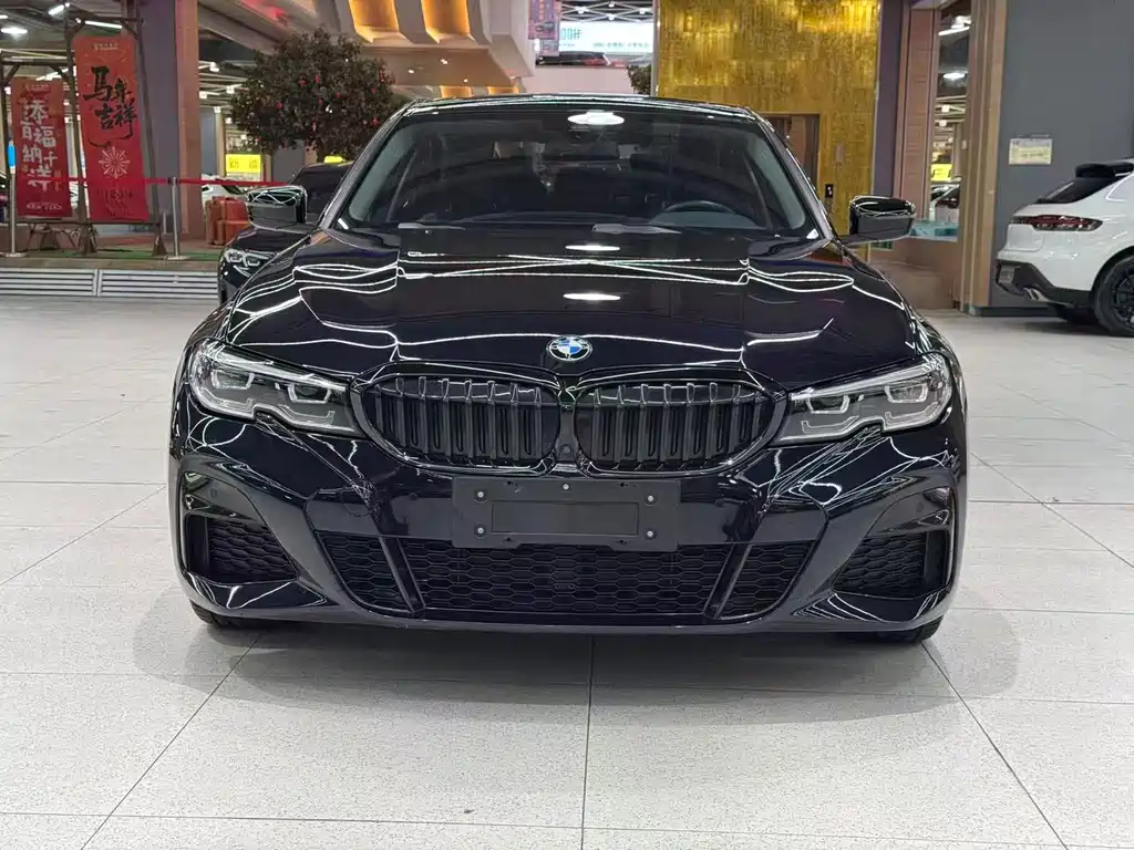 BMW 3 Series 2021