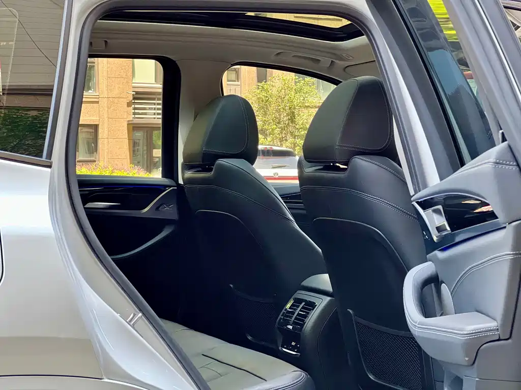 BMW X3 2019 — фото 12