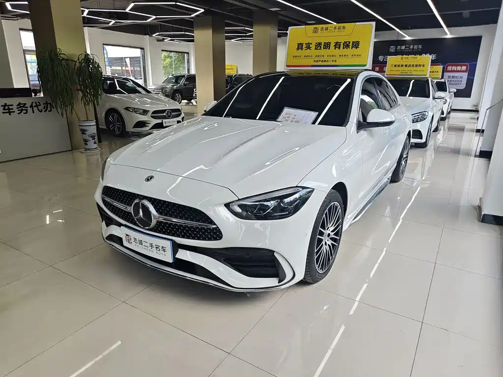 Mercedes-Benz A-Class 2019 — фото 1