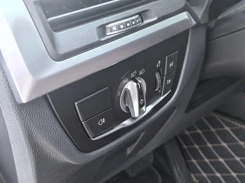 BMW X3 2022 — фото 10