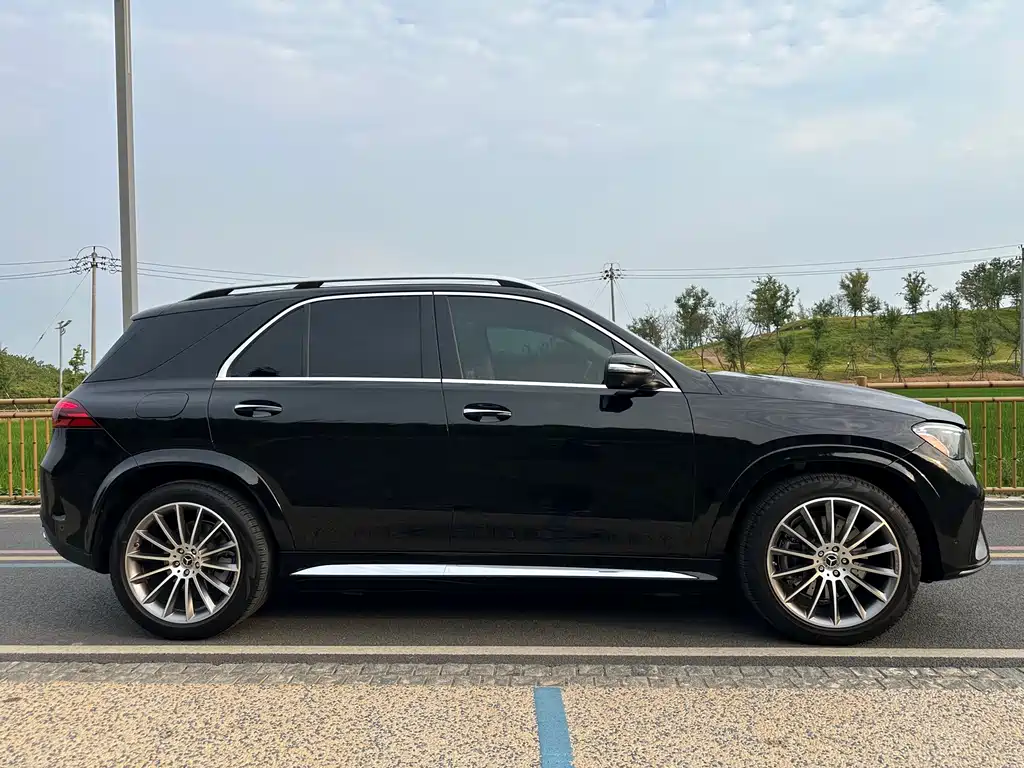 Mercedes-Benz GLE 2024
