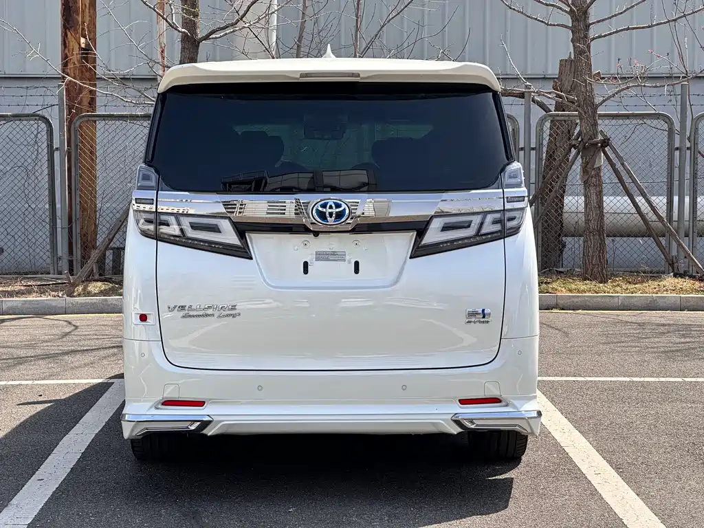 Toyota Vellfire 2021 — фото 6