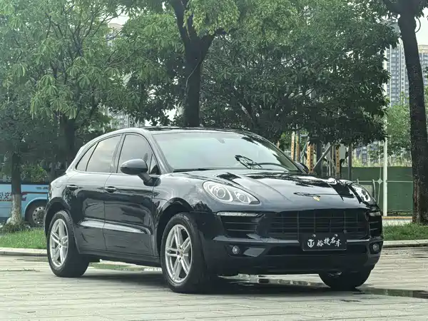 Porsche Macan 2014